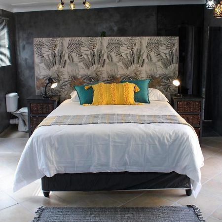 A Step Ahead Hotel Klerksdorp Buitenkant foto