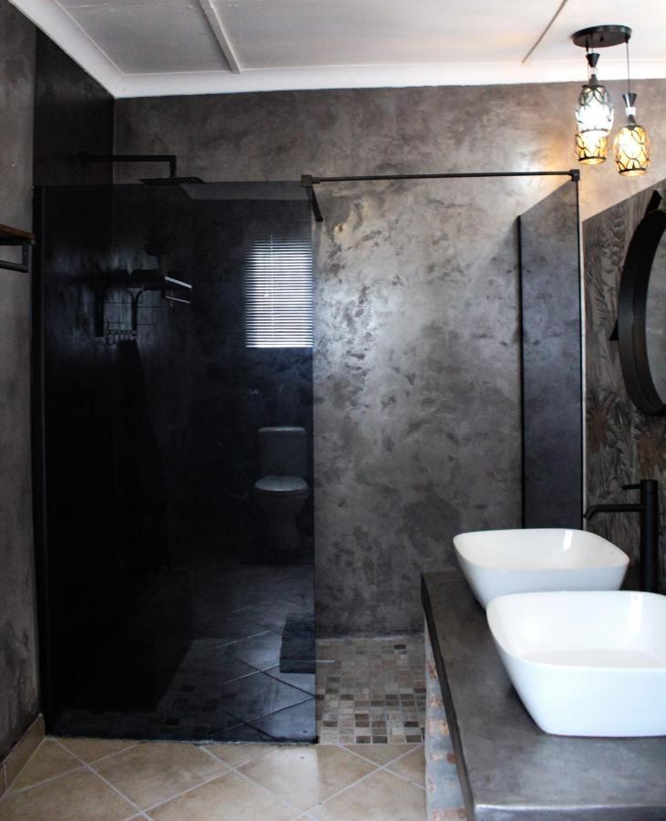 A Step Ahead Hotel Klerksdorp Buitenkant foto