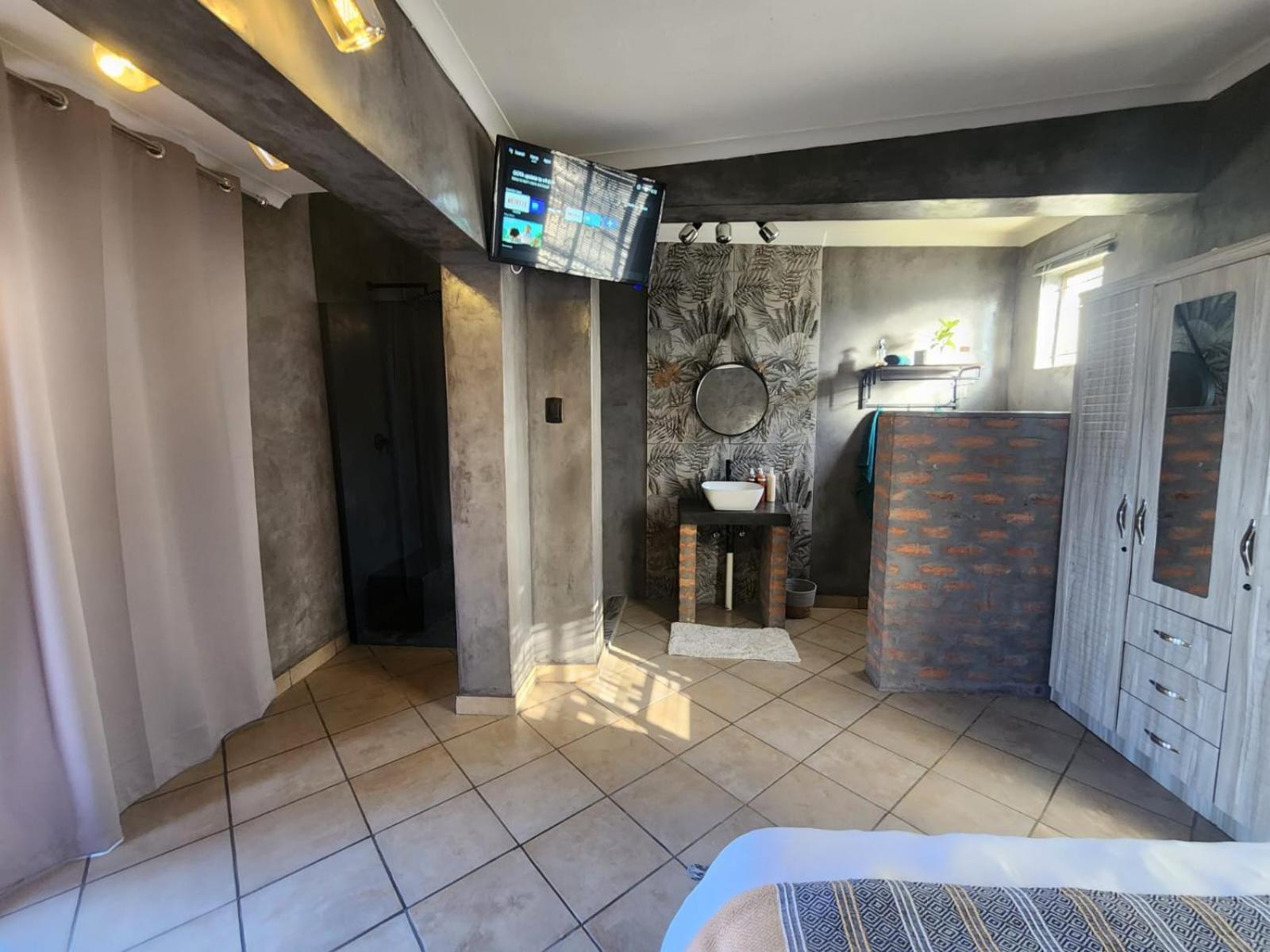 A Step Ahead Hotel Klerksdorp Buitenkant foto